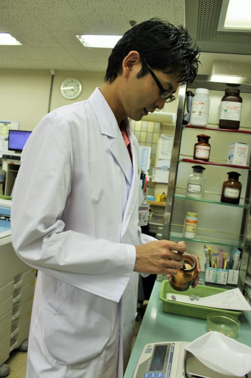 薬剤師を目指す方へ  昭和伊南総合病院 小町谷 洋史