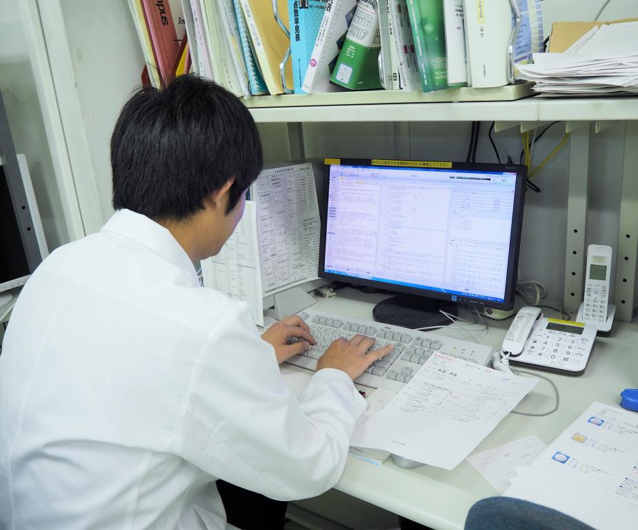 薬剤師を目指す方へ  長野県立木曽病院 冨田 勇